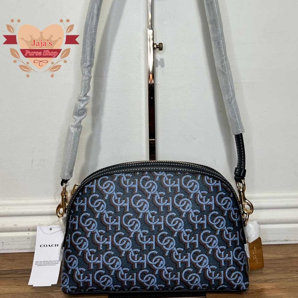 💙Coach Monogram Print Dome Crossbody💙